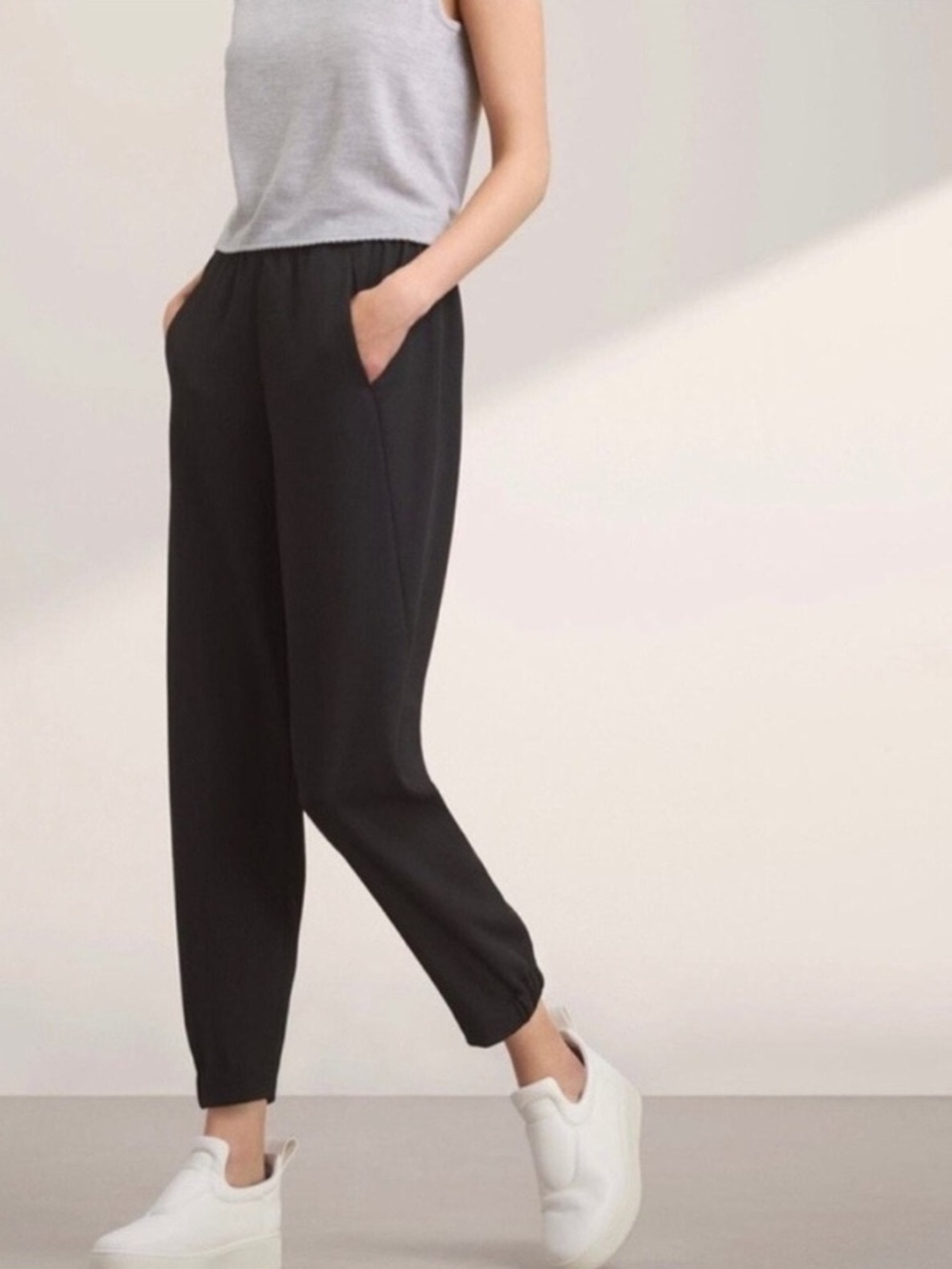 ARITZIA BABATON Dexter Pants. Black. Pull-on tuxedo pants size XXS